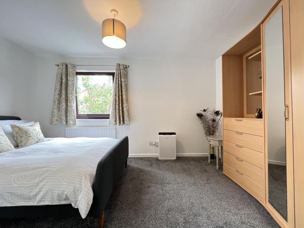 Modern 2 Bed Townhouse Just Outside City Walls With Free Private Parking York Exterior photo